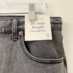 🖤 Gray Abercrombie ankle jeans NWT - 16 (33)